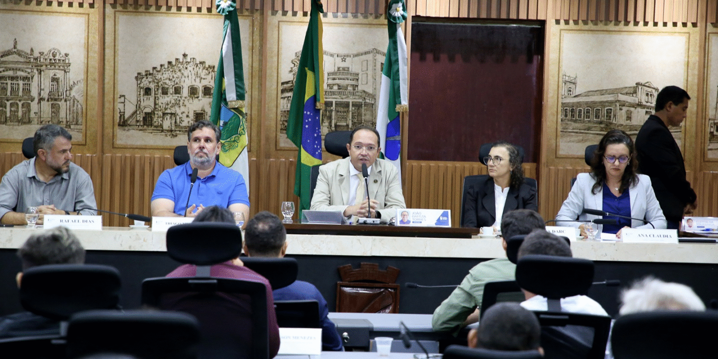 Câmara debate pavimentação e drenagem do Planalto em audiência pública
